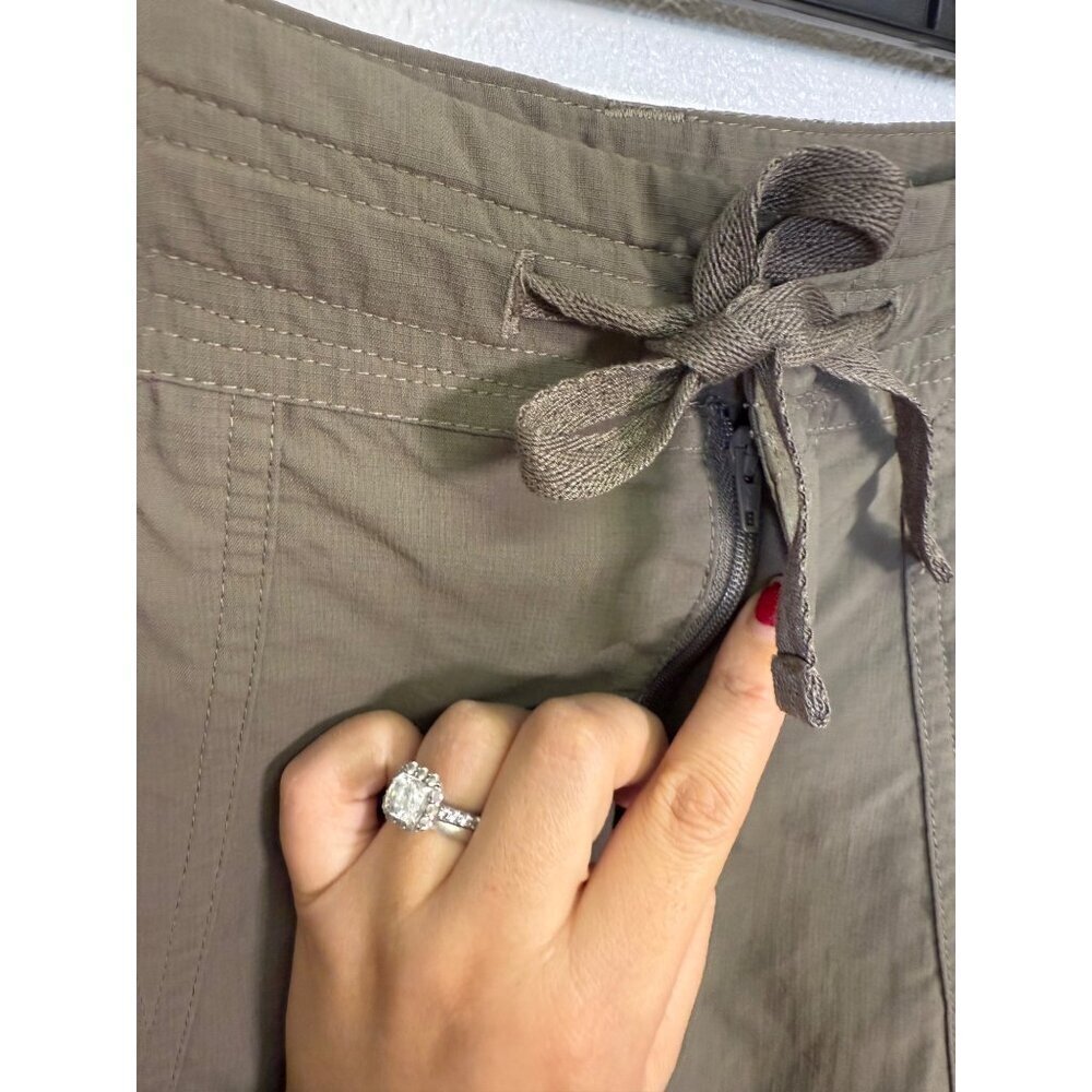 The North Face Womens Nylon Roll-Up Pants 10 Khaki Drawstring Waist Outdoor - Picture 7 of 15